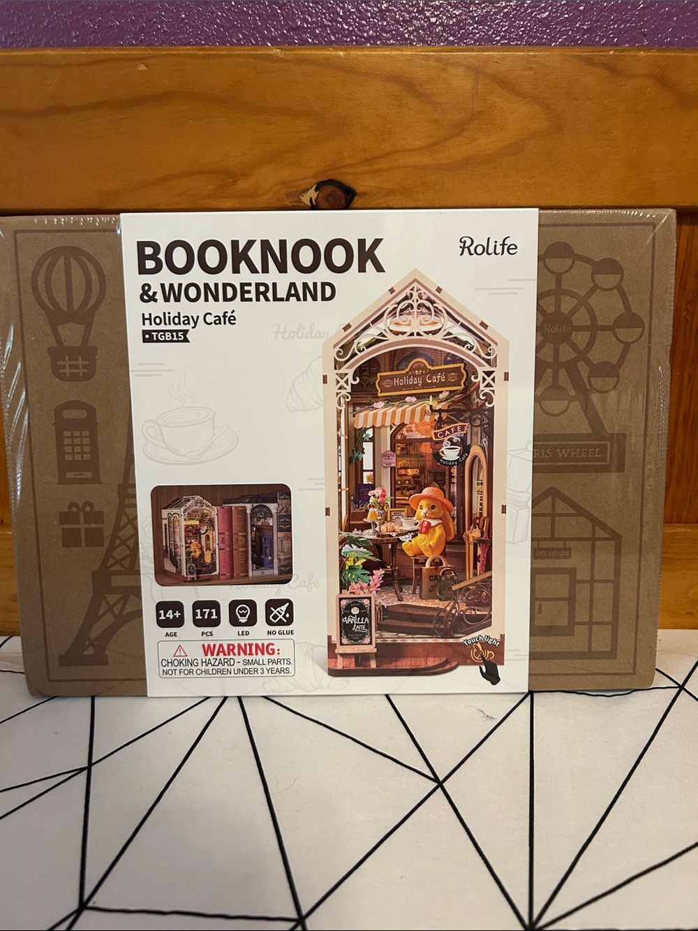 Rolife Booknook & Wonderland Holiday Café Wall Art - Brown & Beige